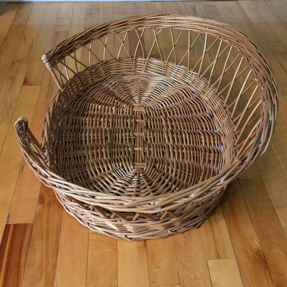 Handmade Vintage Wicker Dog Bed- Medium size - Picture 4 of 12